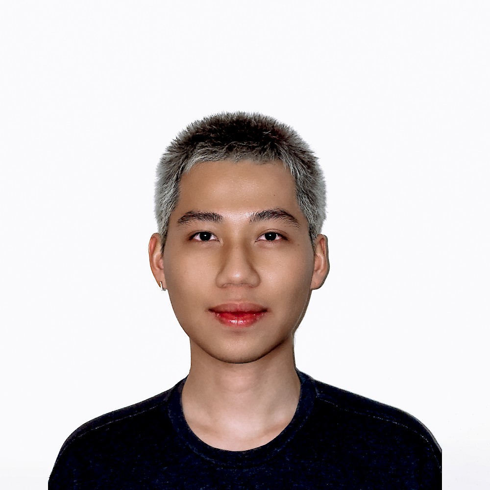 Yaxuan Liu Headshot